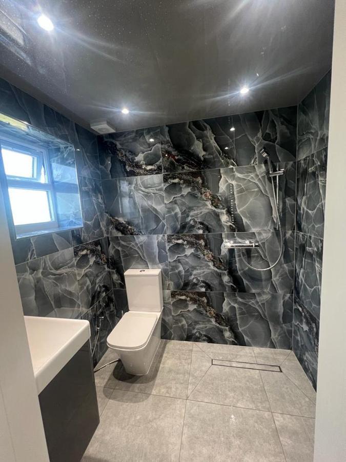 Large Studio Flat B Near Heathrow Hillingdon Eksteriør bilde